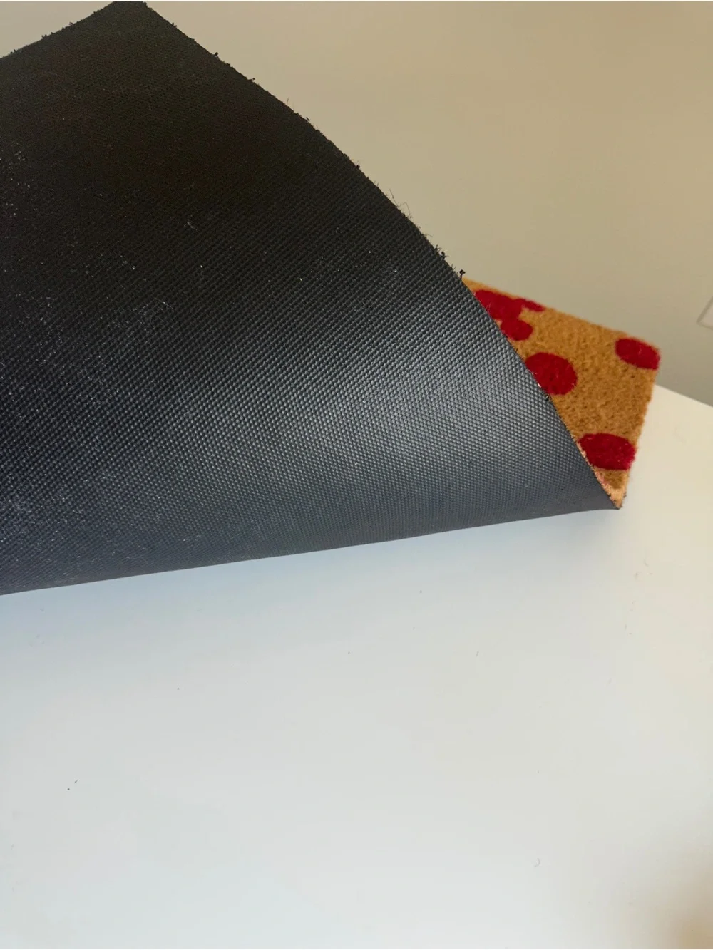 ❤️🖤 Disney Mickey Mouse “Hello” Doormat | Outdoor Mat | NWT ❤️🖤 - Picture 2 of 4